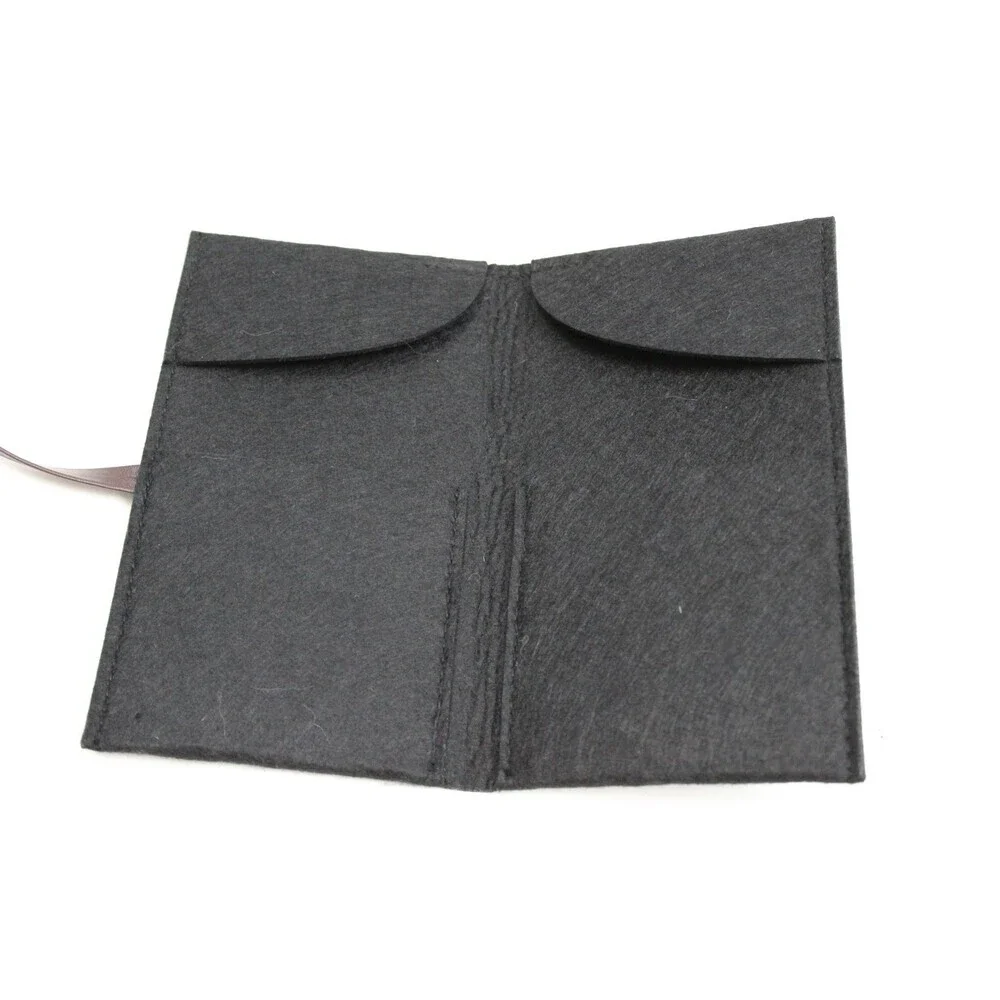 MRKT Travel Sunglasses Case Felt Black Holder Wrap Mad Rabbit Kicking Tiger